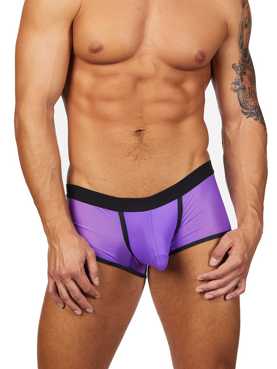 Italian Uplift Boxer